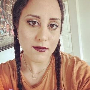 Meet your Posher, Venus